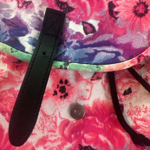 Victoria Secret PINK~Super‎ Cute Multi-Color Floral print Backpack Tie Dye - Picture 4 of 9